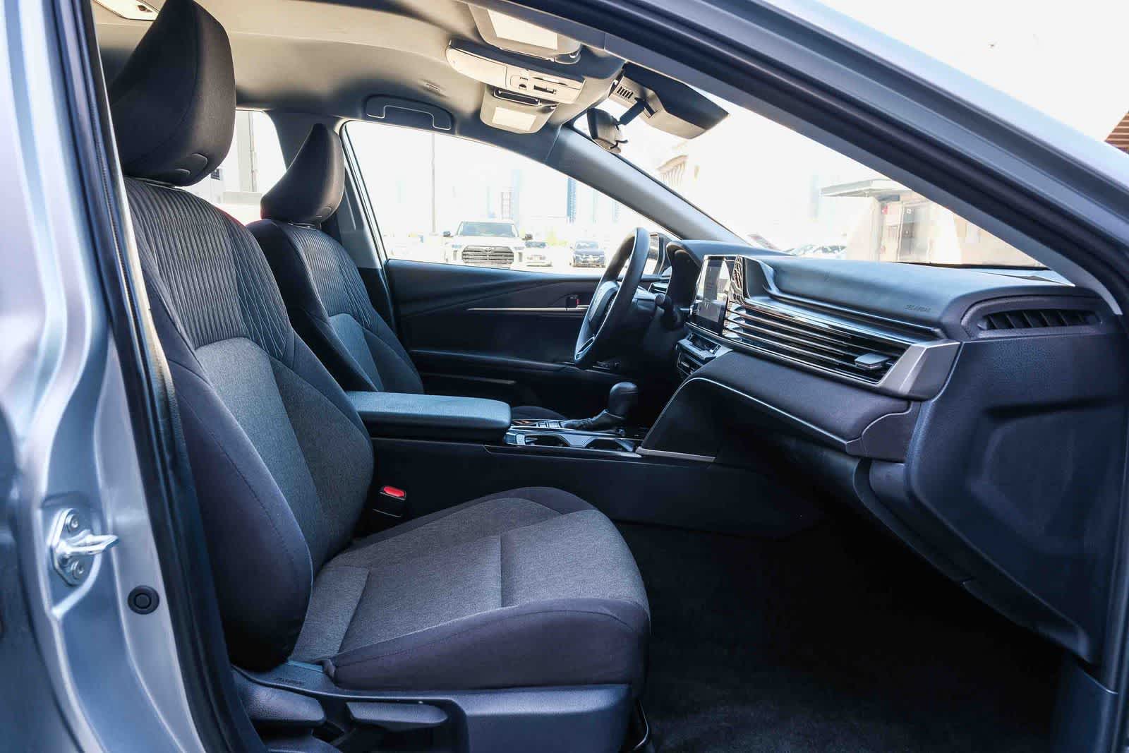 Thumbnail: 2025 Toyota Camry - 16