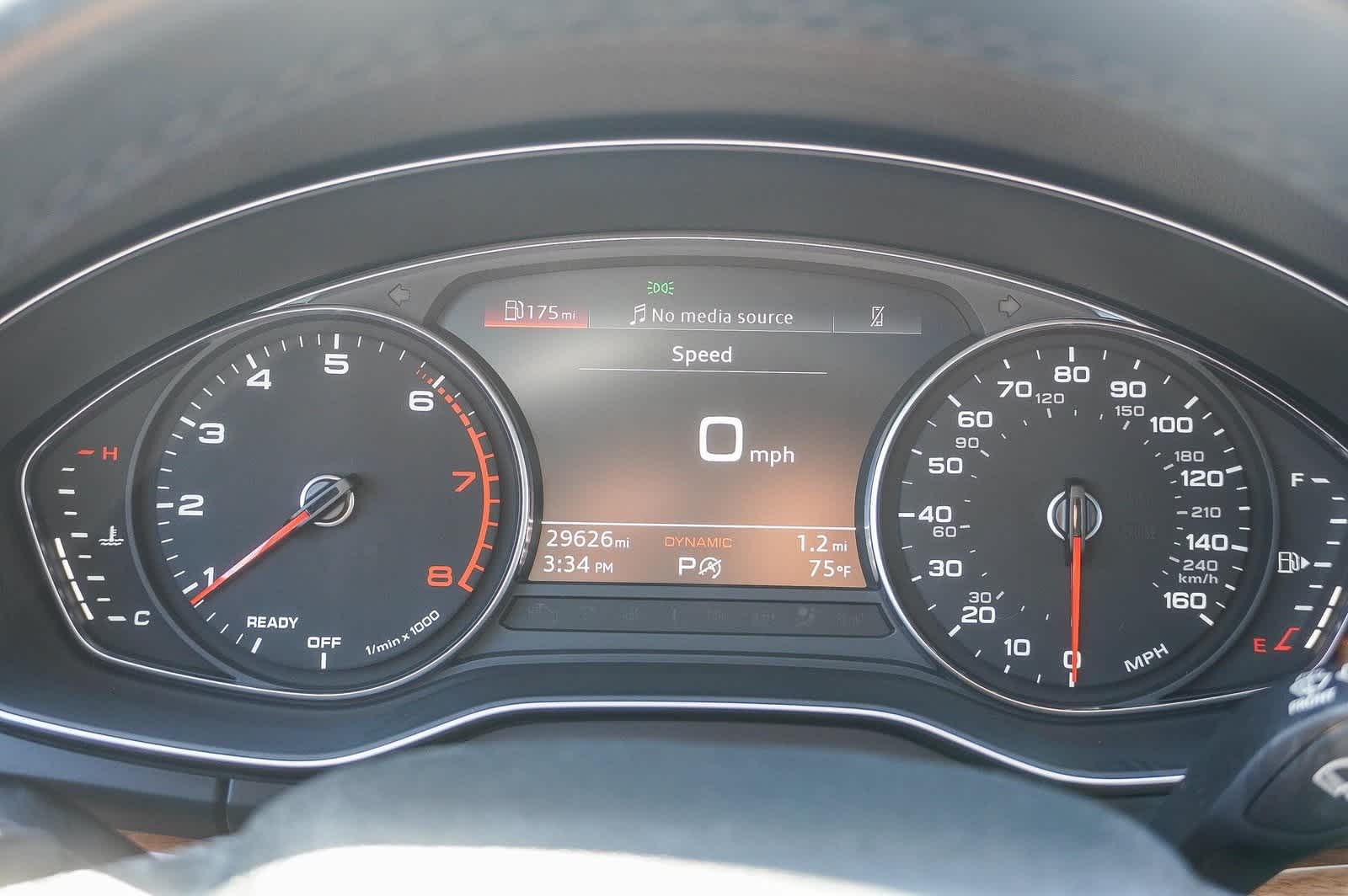 Thumbnail: 2022 Audi Q5 - 25