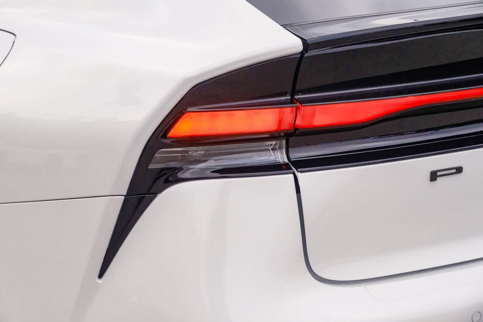 Thumbnail: 2024 Toyota Prius - 7