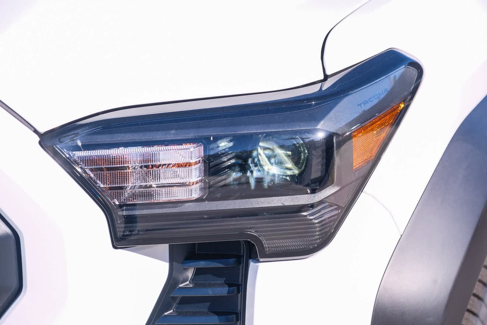 Thumbnail: 2025 Toyota Tacoma - 11