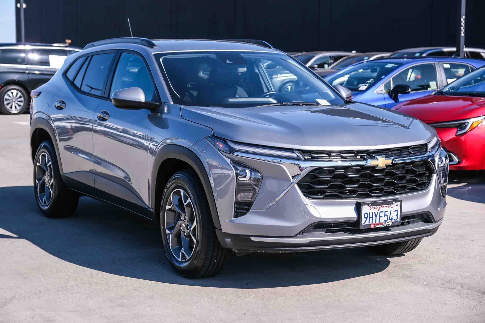 Thumbnail: 2024 Chevrolet Trax - 3
