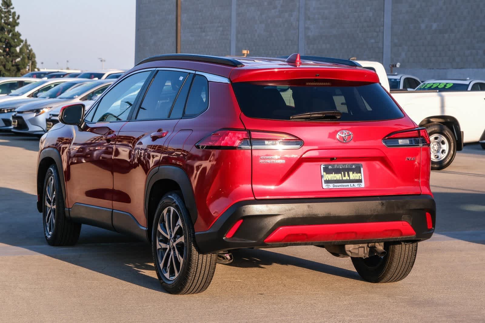 Thumbnail: 2023 Toyota Corolla Cross - 4