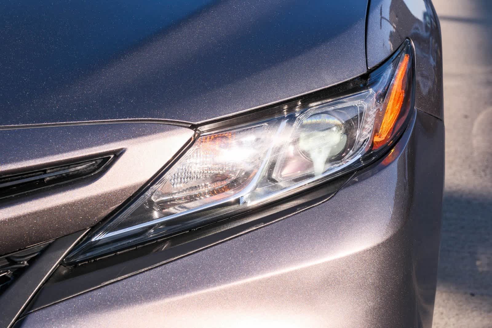 Thumbnail: 2019 Toyota Camry - 11