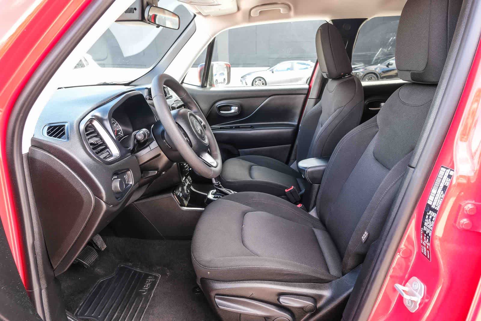 Thumbnail: 2023 Jeep Renegade - 19