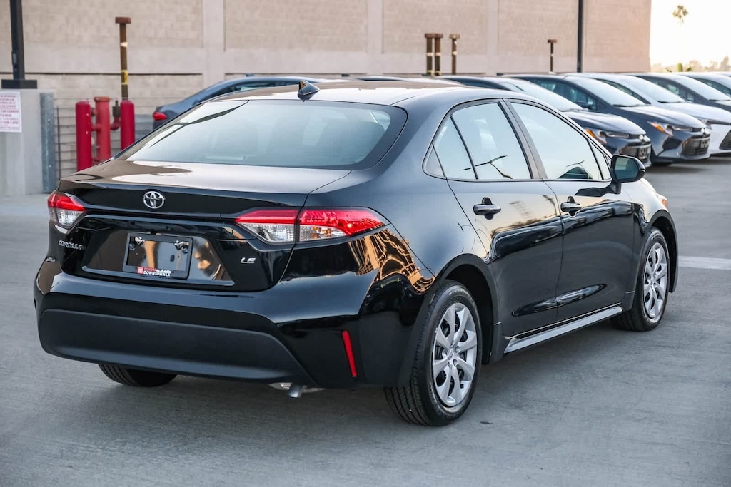 Certified 2025 Toyota Corolla LE Sedan