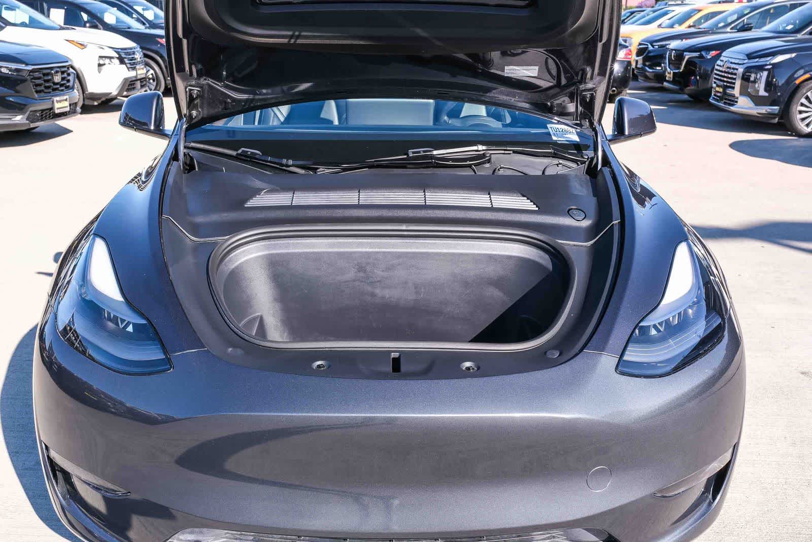Thumbnail: 2024 Tesla Model Y - 24