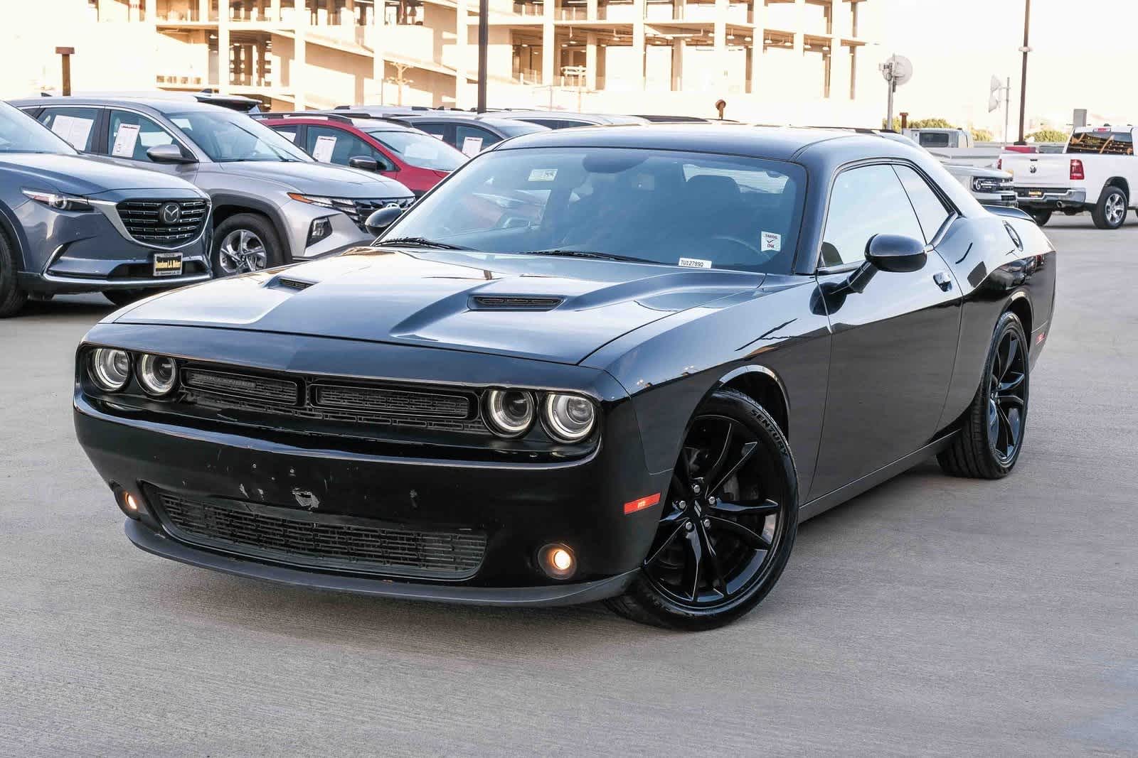 2018 Dodge Challenger SXT -
                  Los Angeles, CA