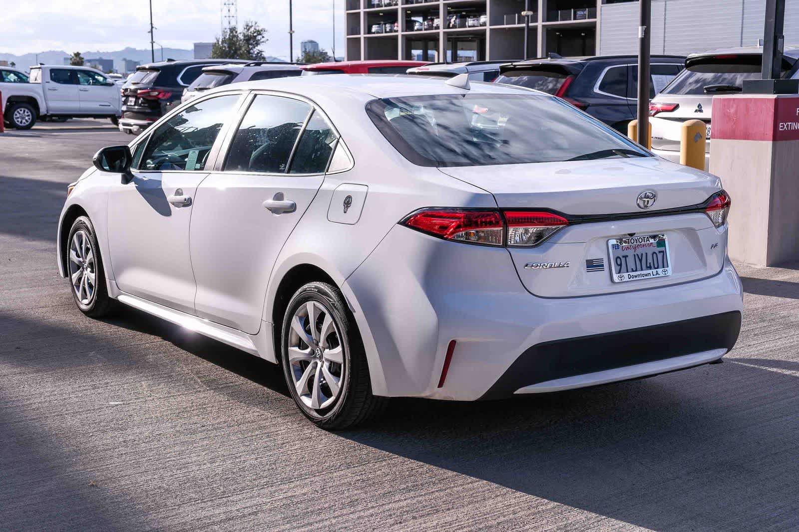 Thumbnail: 2022 Toyota Corolla - 6
