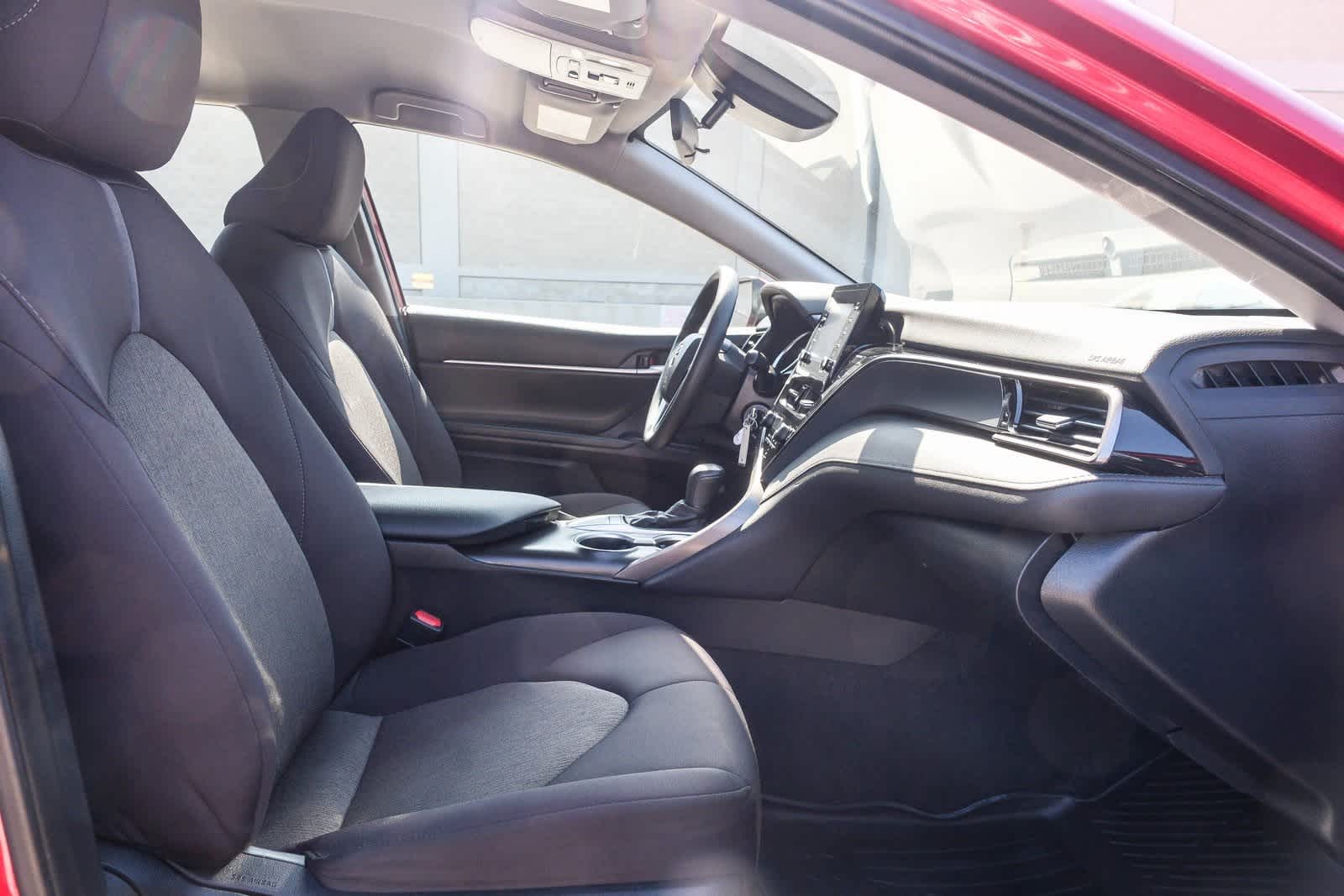 Thumbnail: 2023 Toyota Camry - 18