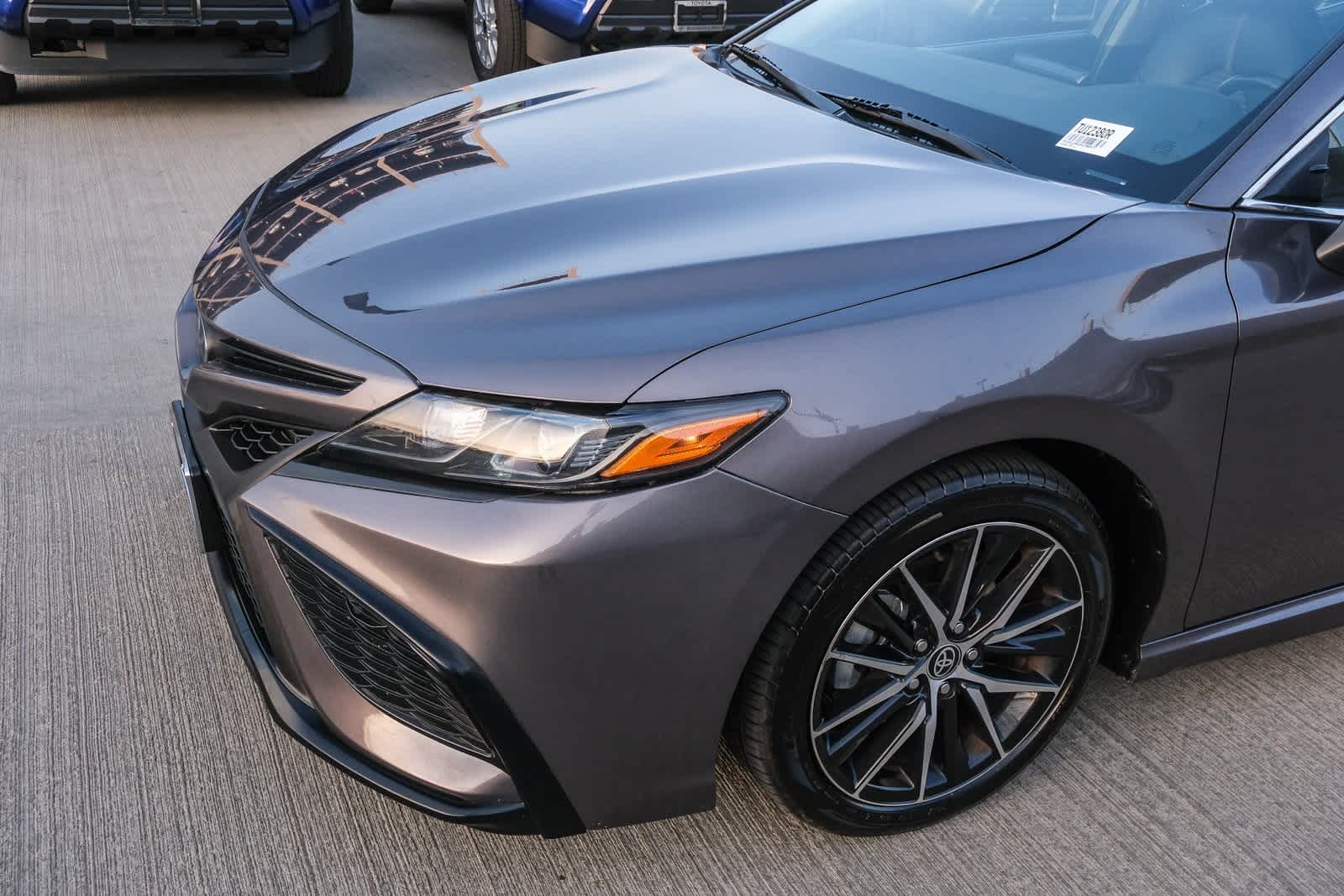 Thumbnail: 2023 Toyota Camry - 12