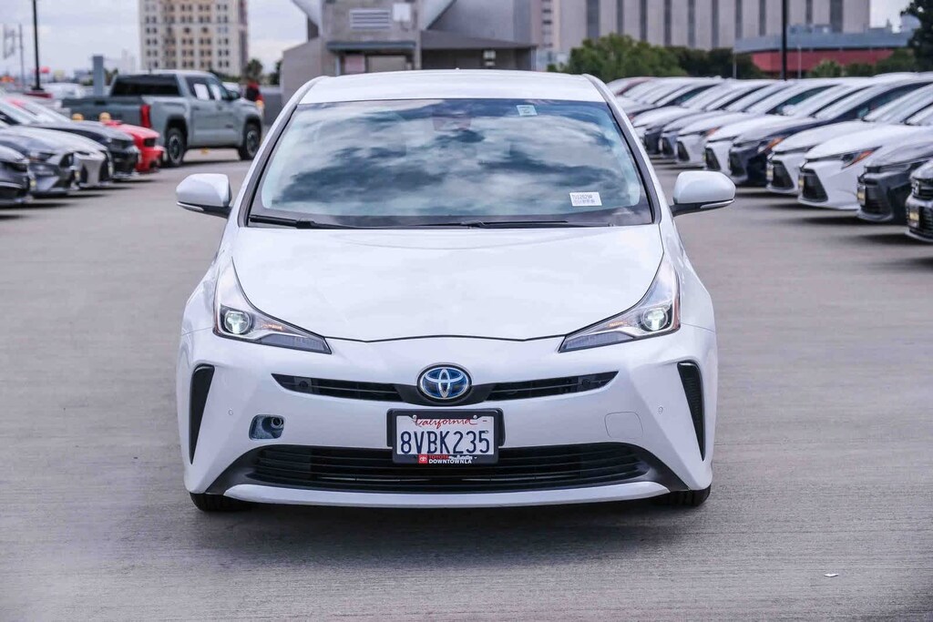 Certified 2021 Toyota Prius L Hatchback