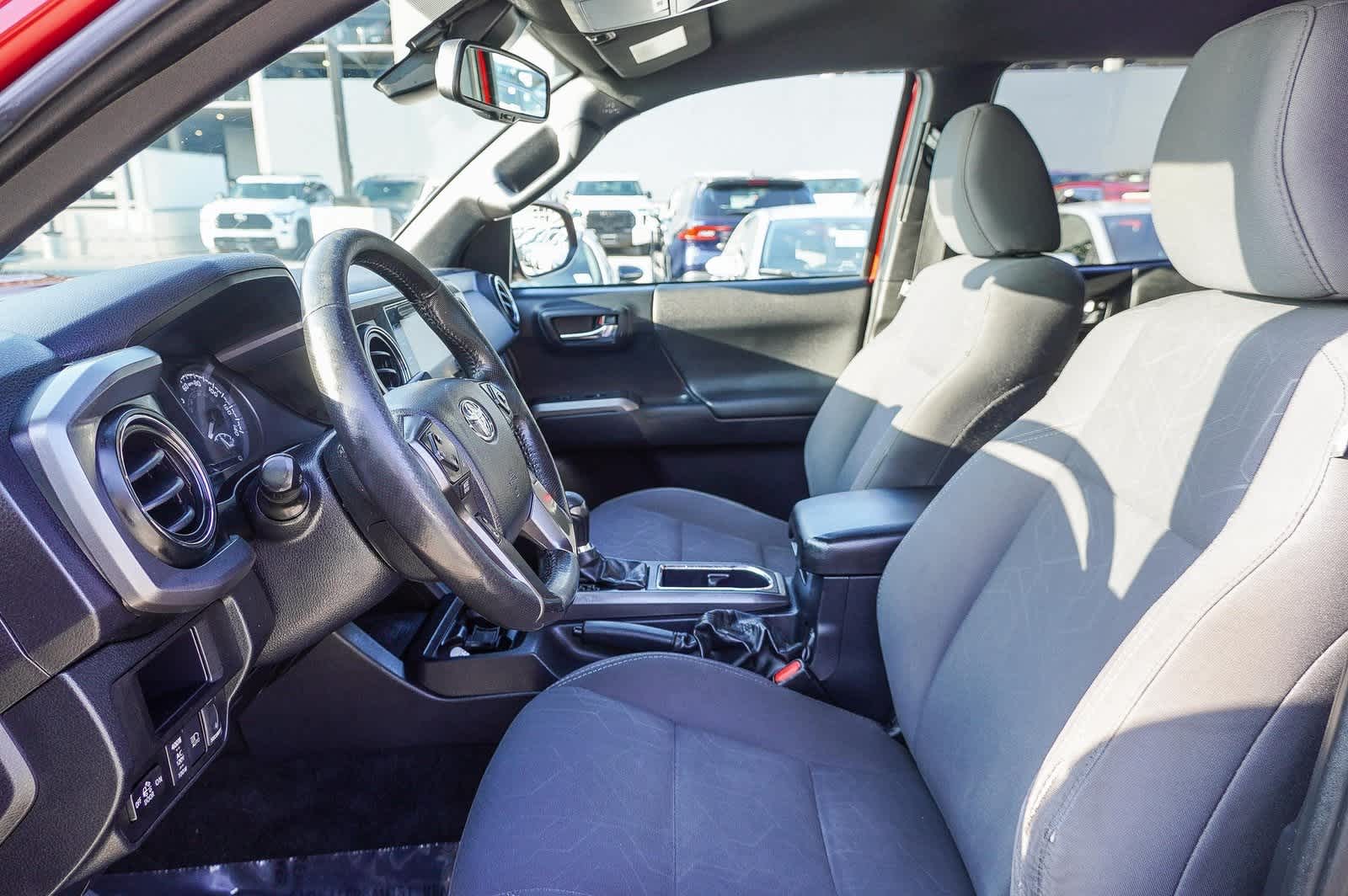 2019 Toyota Tacoma TRD Sport 18