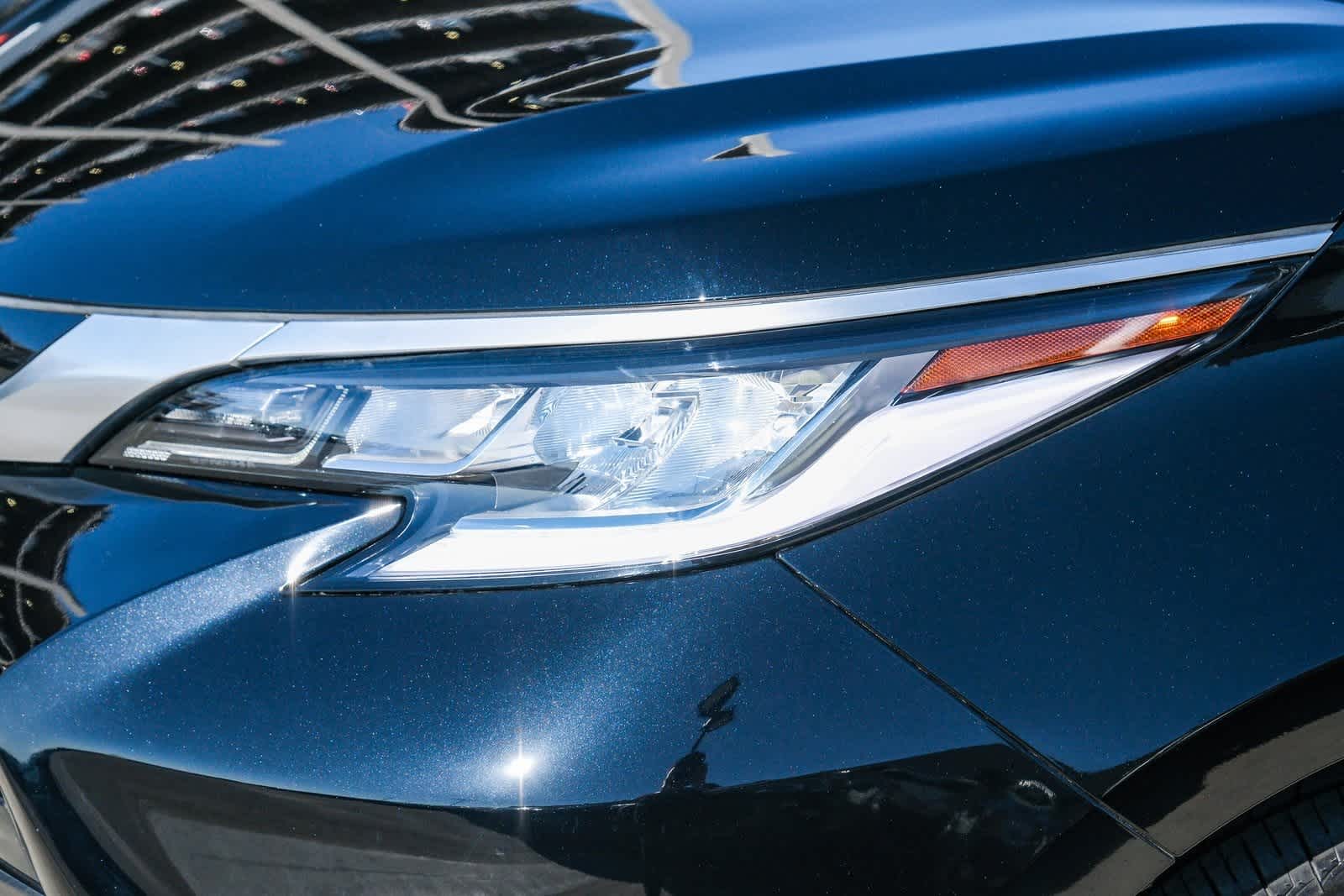 Thumbnail: 2024 Toyota Sienna - 11