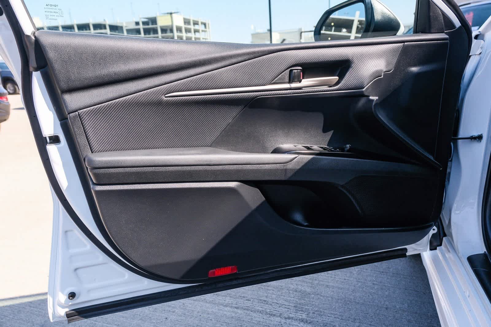 Thumbnail: 2025 Toyota Camry - 22