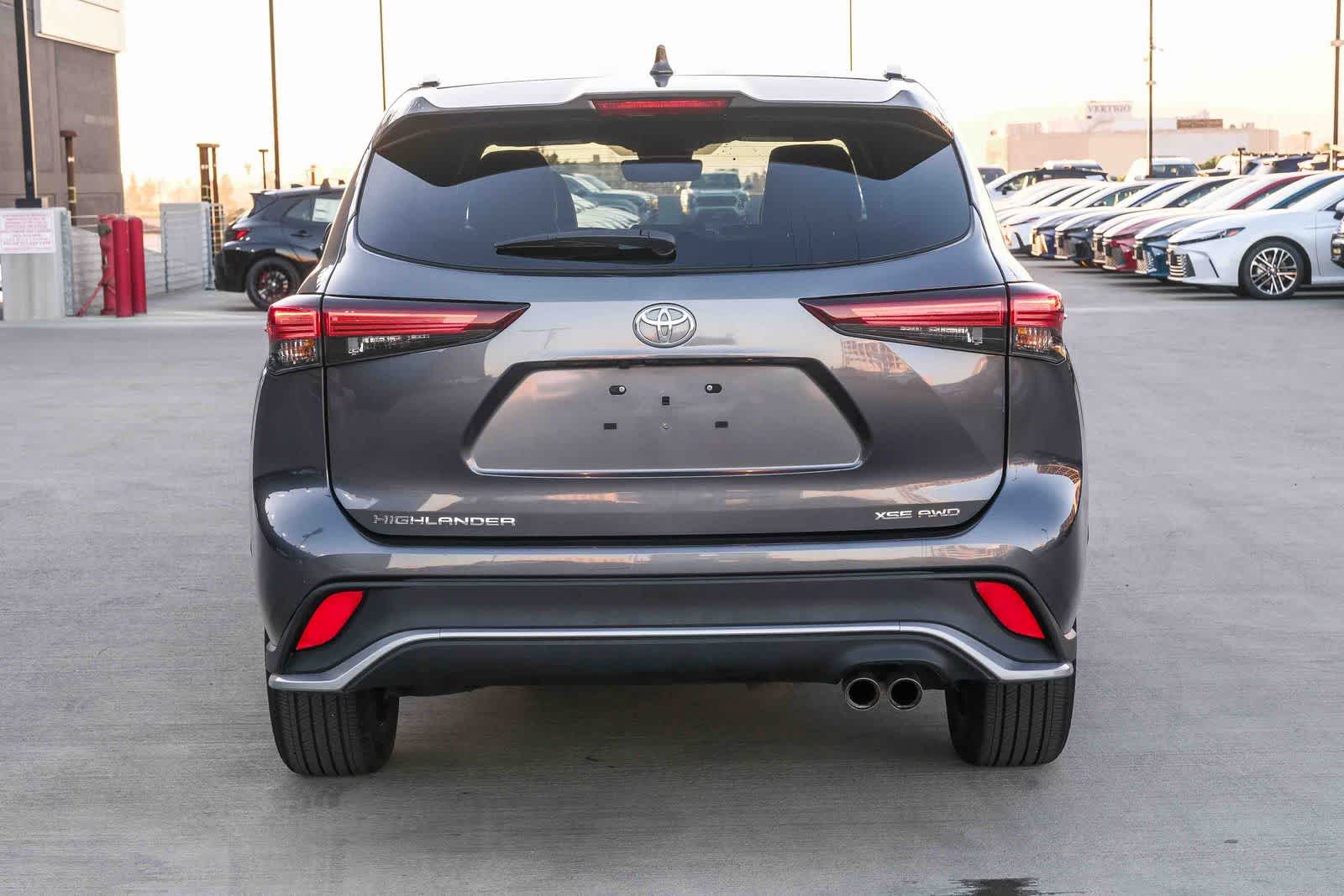 Thumbnail: 2025 Toyota Highlander - 5