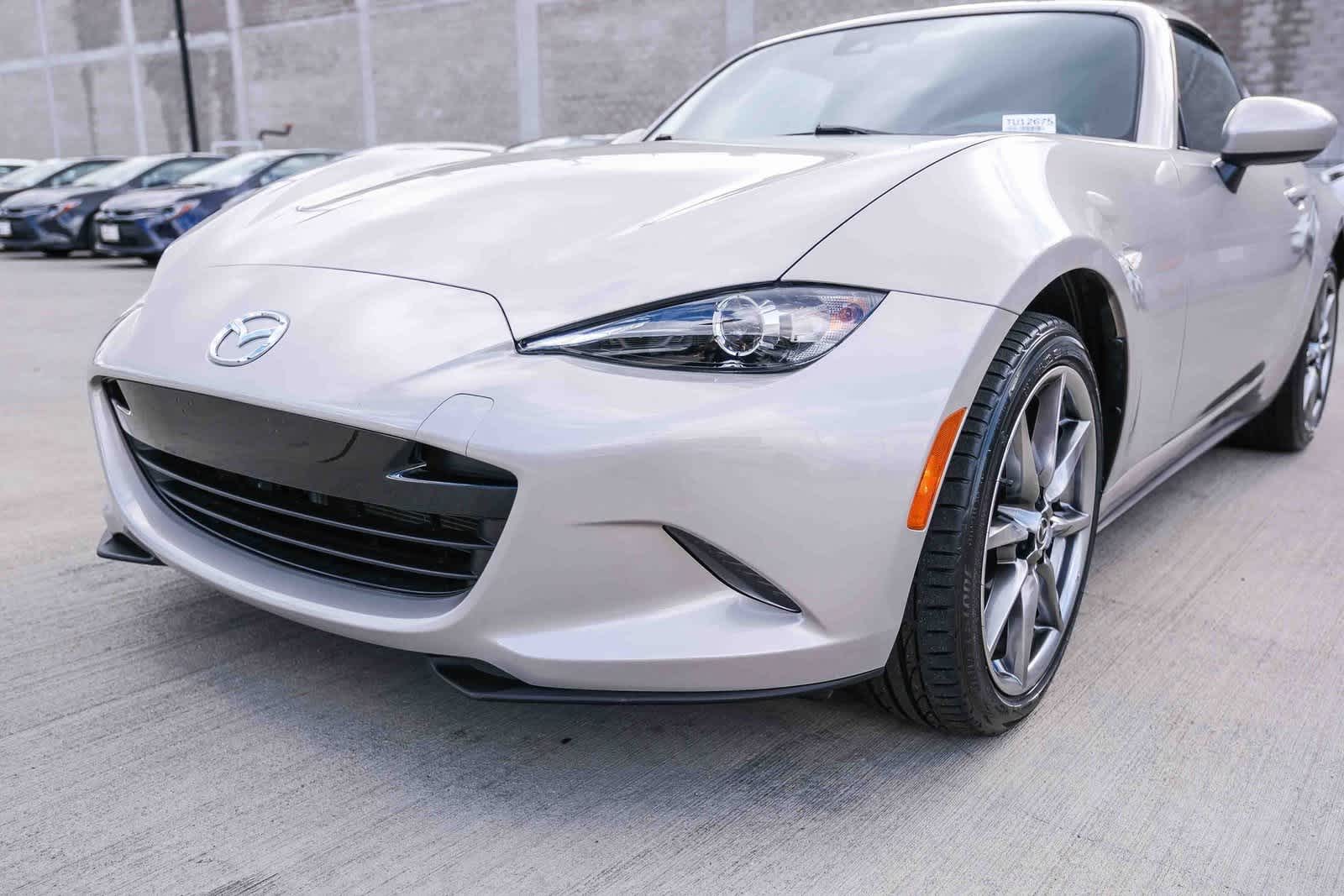 Thumbnail: 2023 Mazda MX-5 Miata - 12