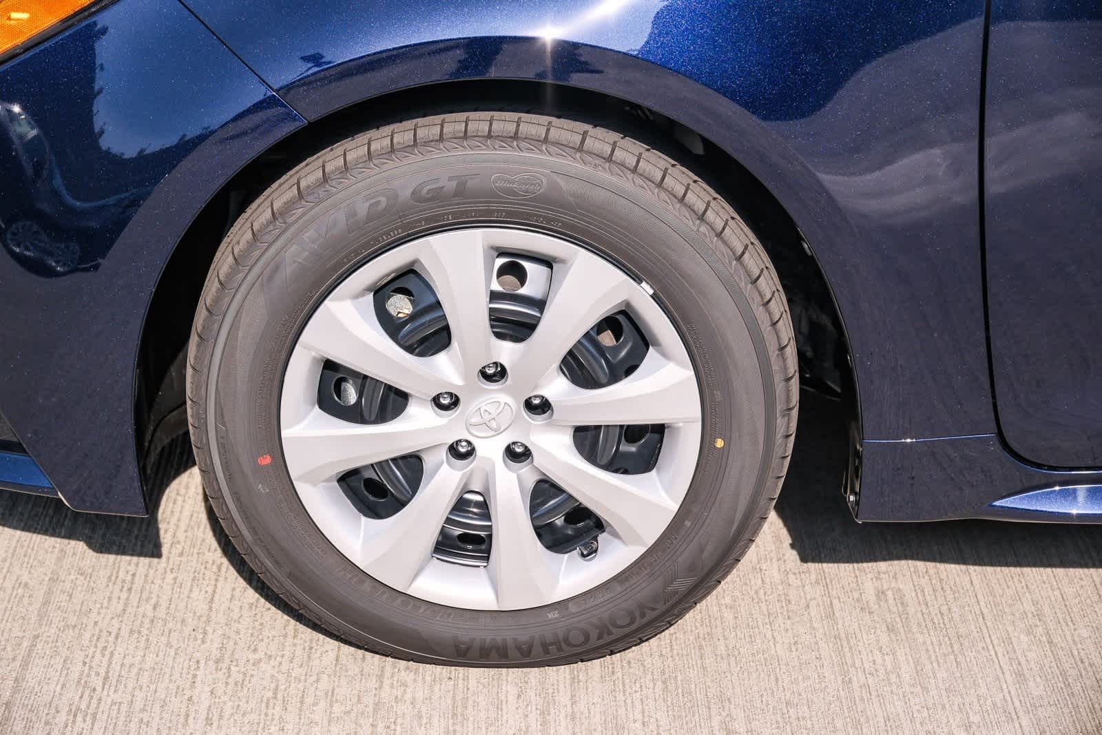 Thumbnail: 2025 Toyota Corolla - 8