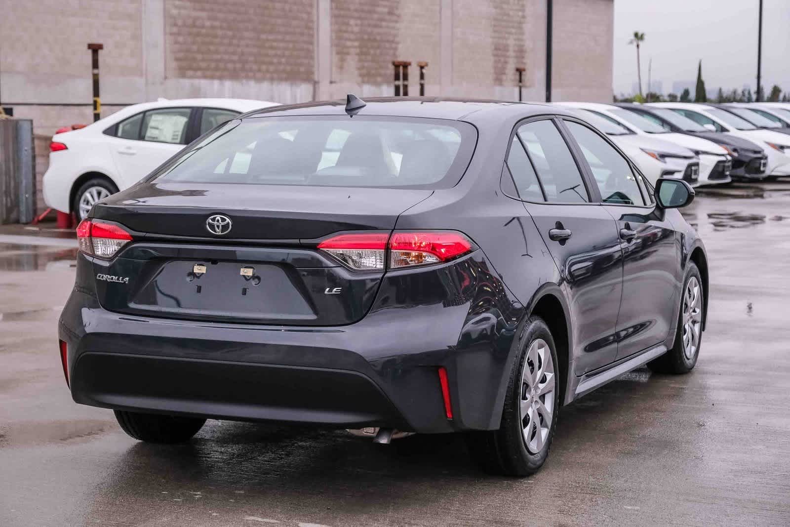 Thumbnail: 2025 Toyota Corolla - 4