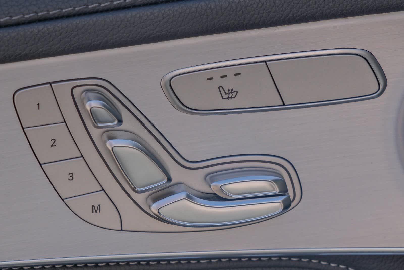 Thumbnail: 2019 Mercedes-Benz GL-Class - 27