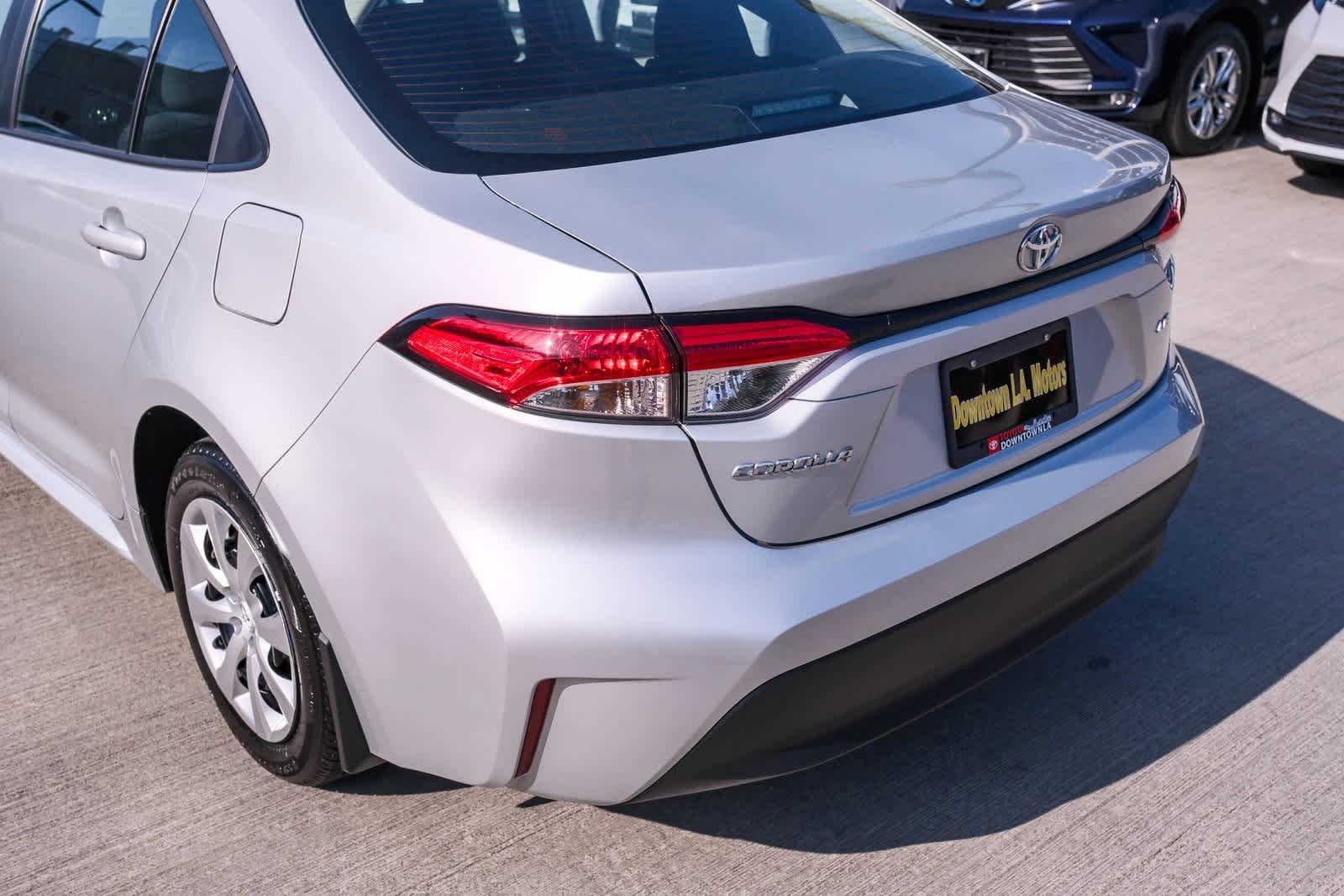 Thumbnail: 2025 Toyota Corolla - 8