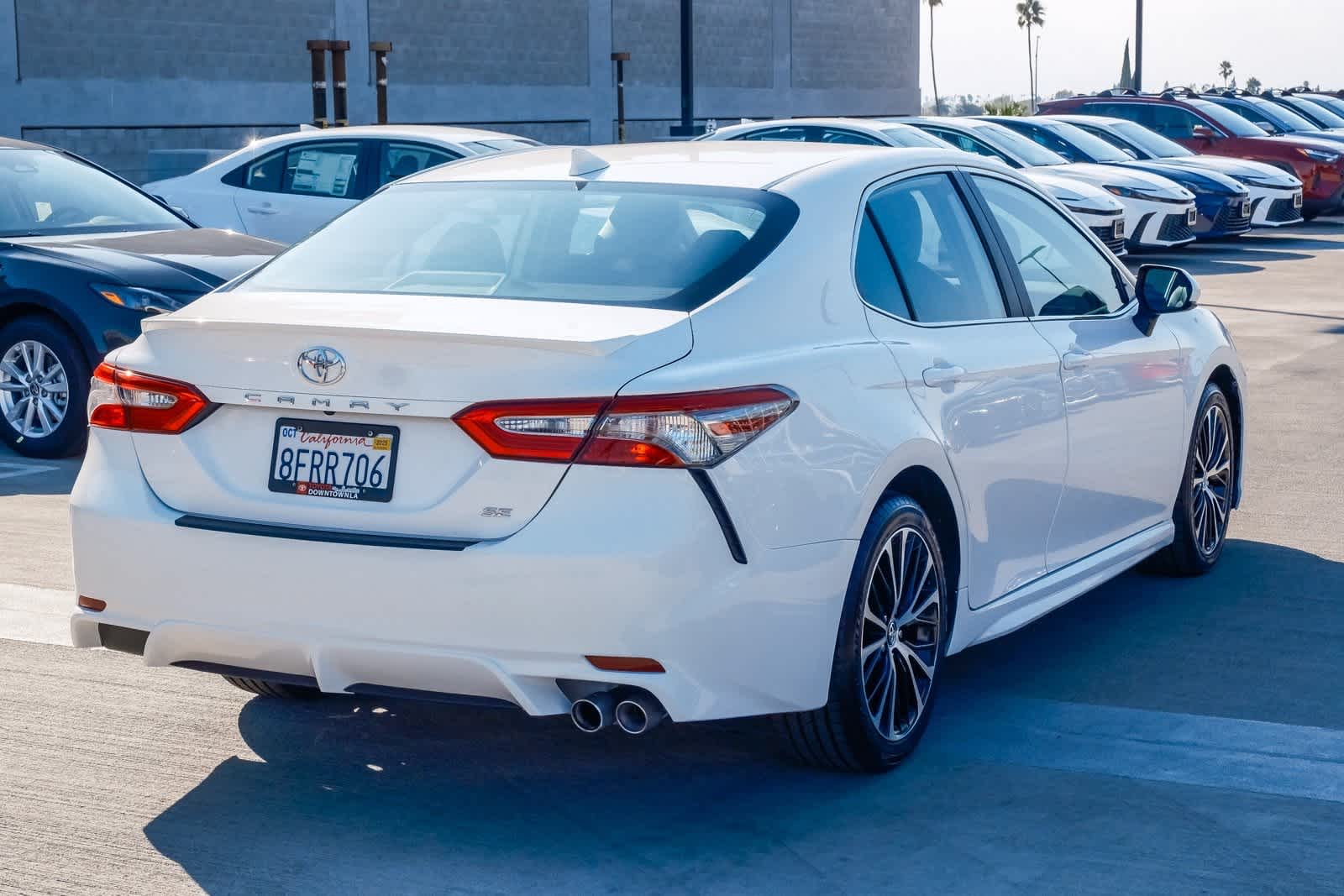 Thumbnail: 2019 Toyota Camry - 4