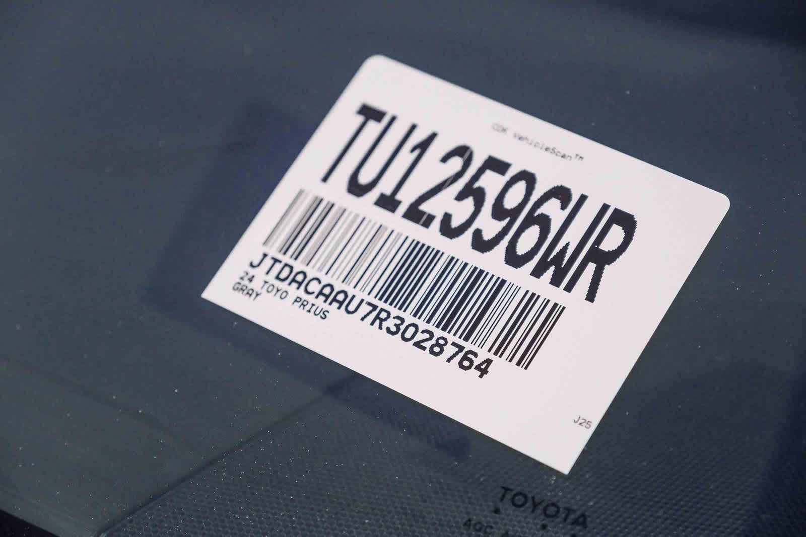 Thumbnail: 2024 Toyota Prius - 29