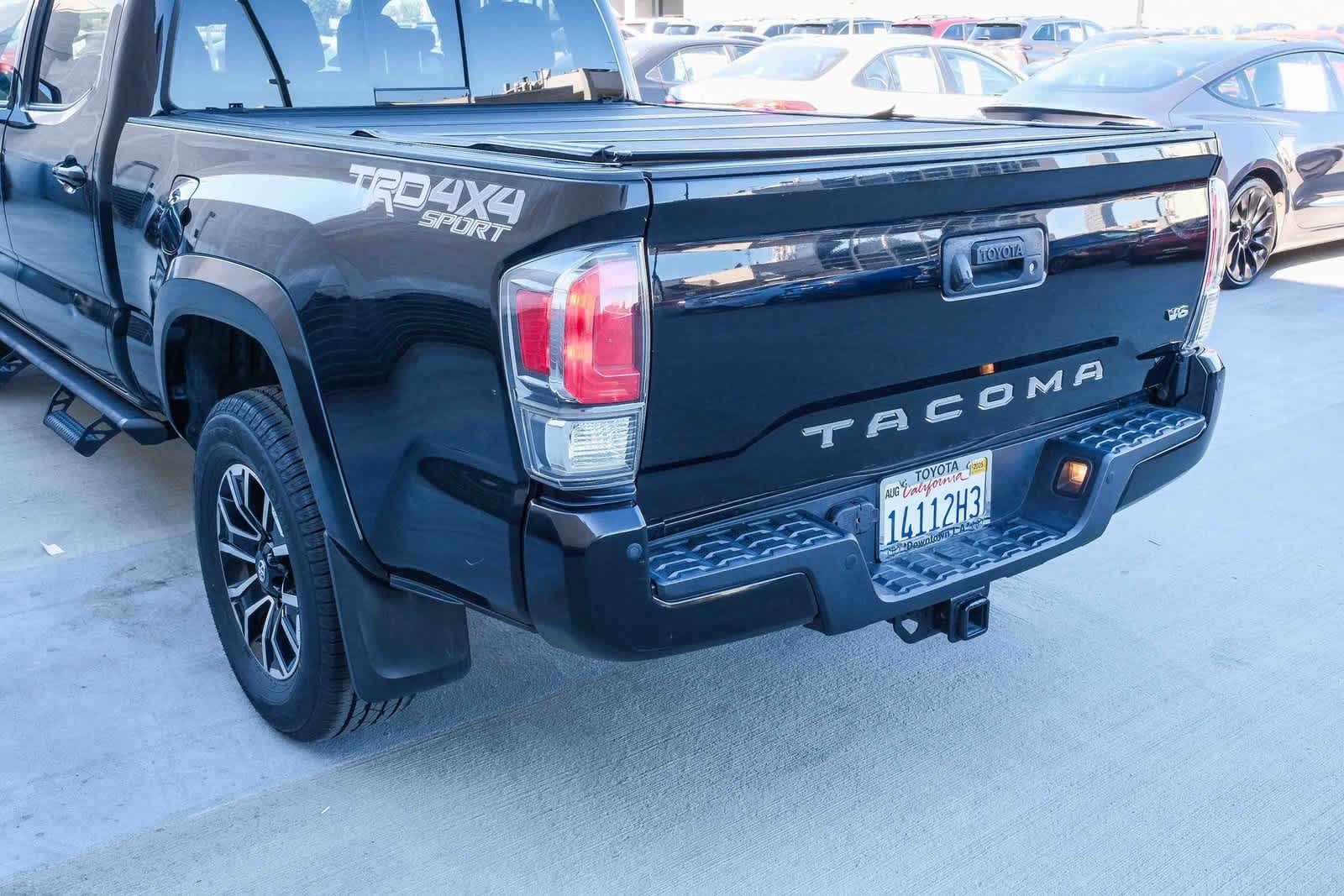Thumbnail: 2021 Toyota Tacoma - 8