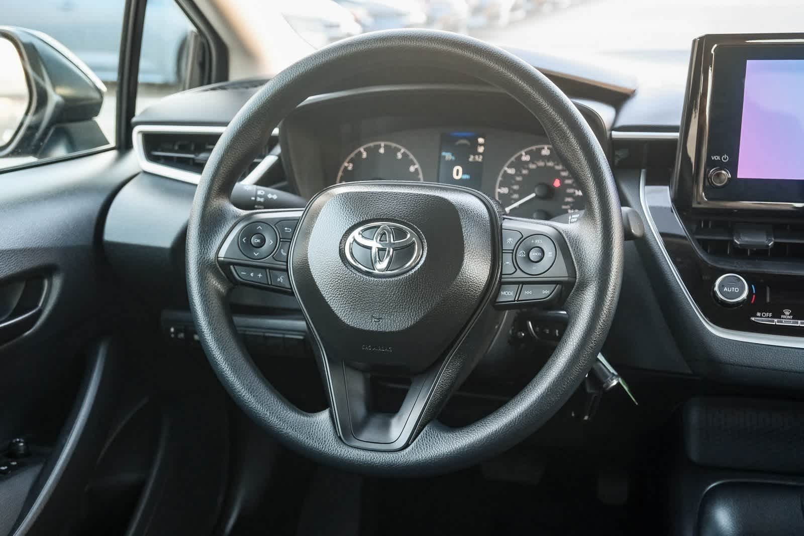 Thumbnail: 2025 Toyota Corolla - 17