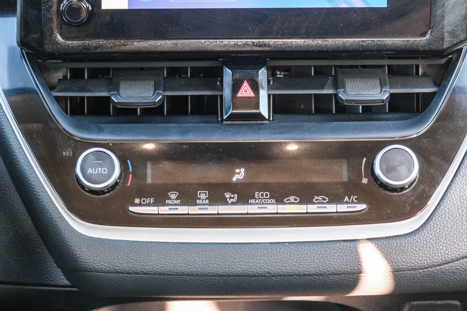 Thumbnail: 2024 Toyota Corolla - 16