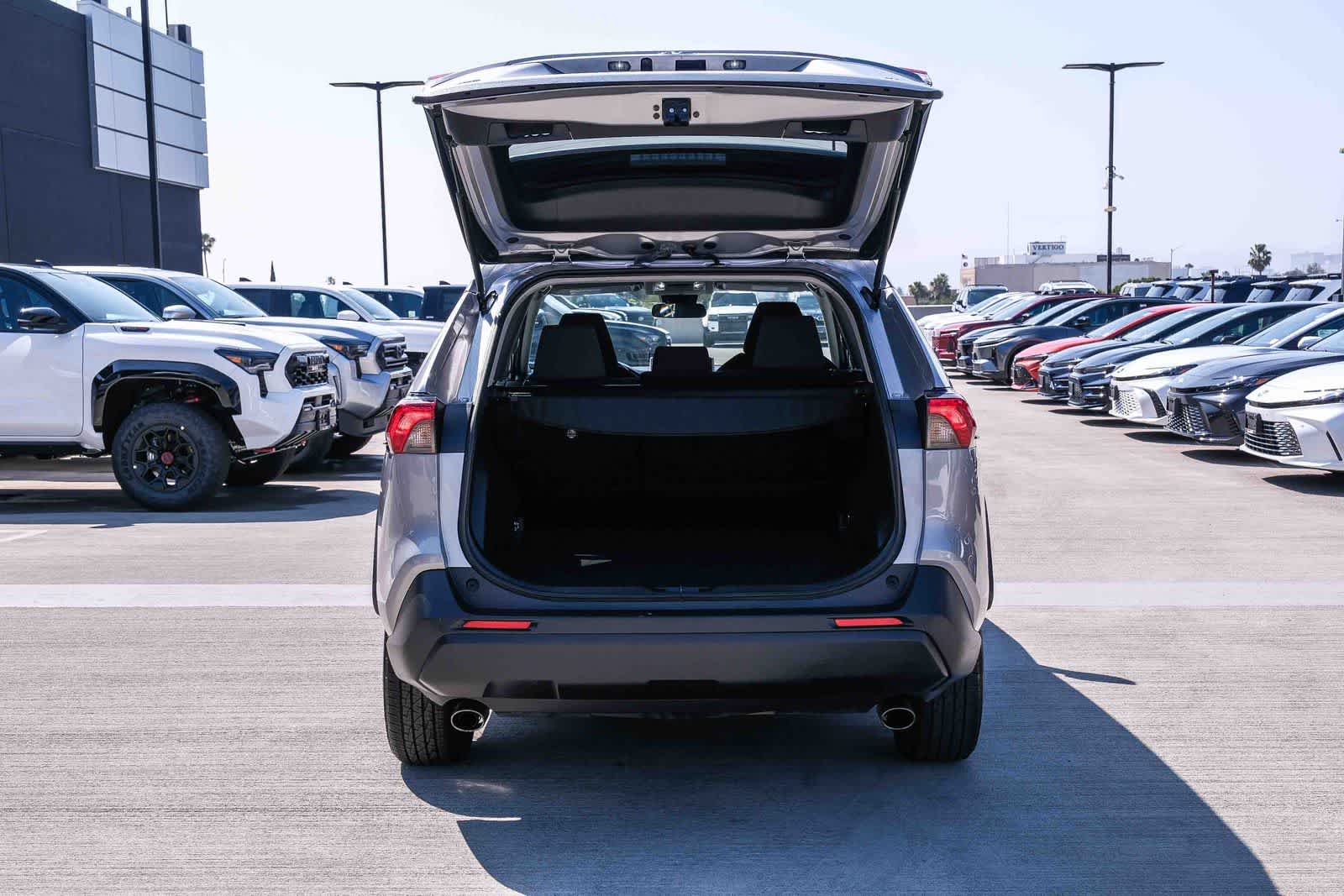 Thumbnail: 2024 Toyota RAV4 - 27