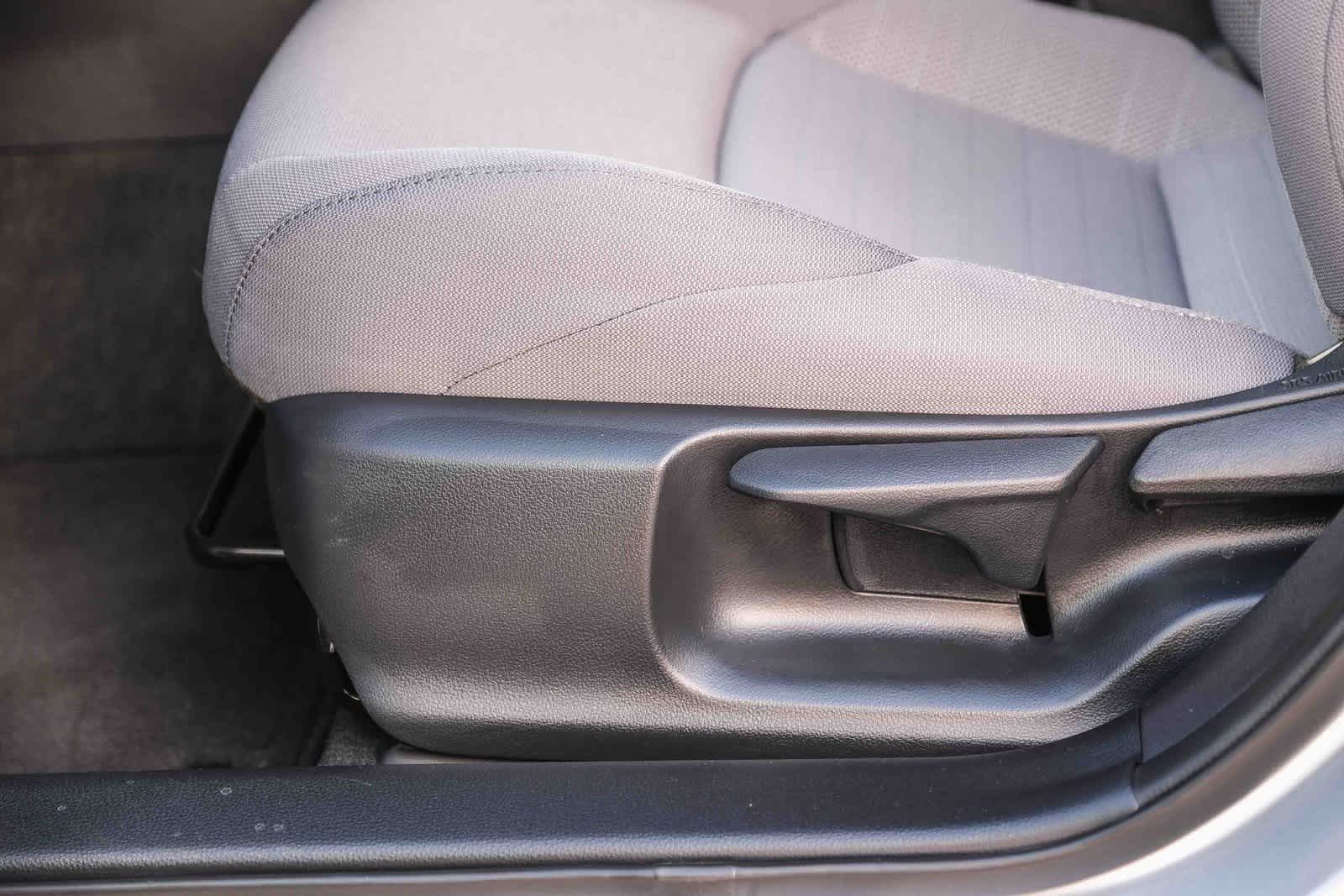 Thumbnail: 2025 Toyota Corolla - 23