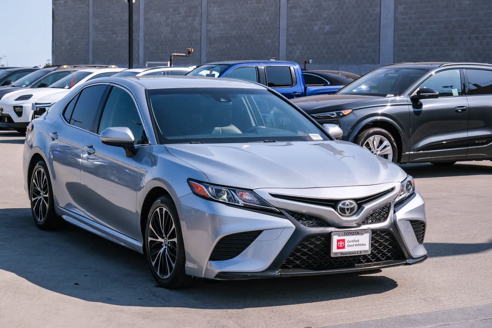Thumbnail: 2018 Toyota Camry - 3