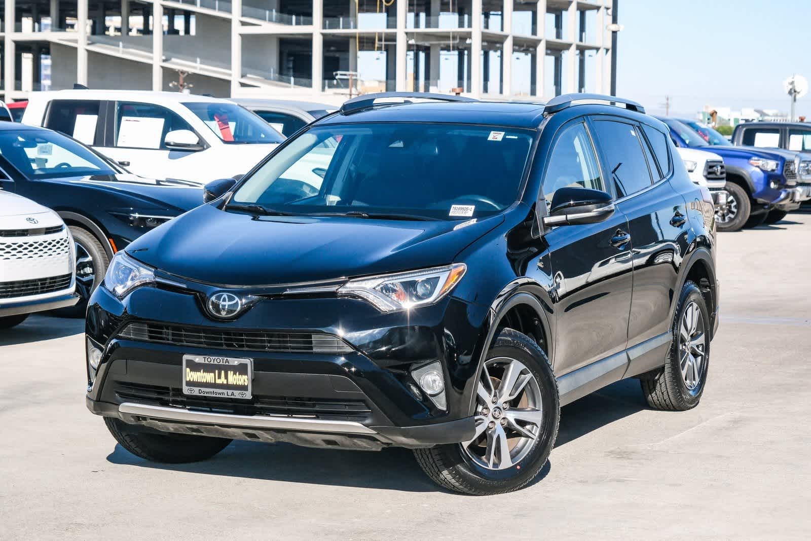 Thumbnail: 2017 Toyota RAV4 - 1