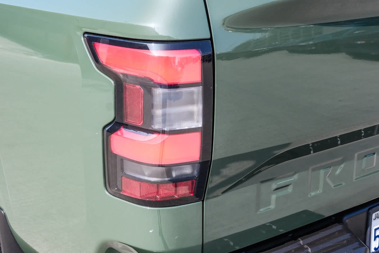 Thumbnail: 2023 Nissan Frontier - 7