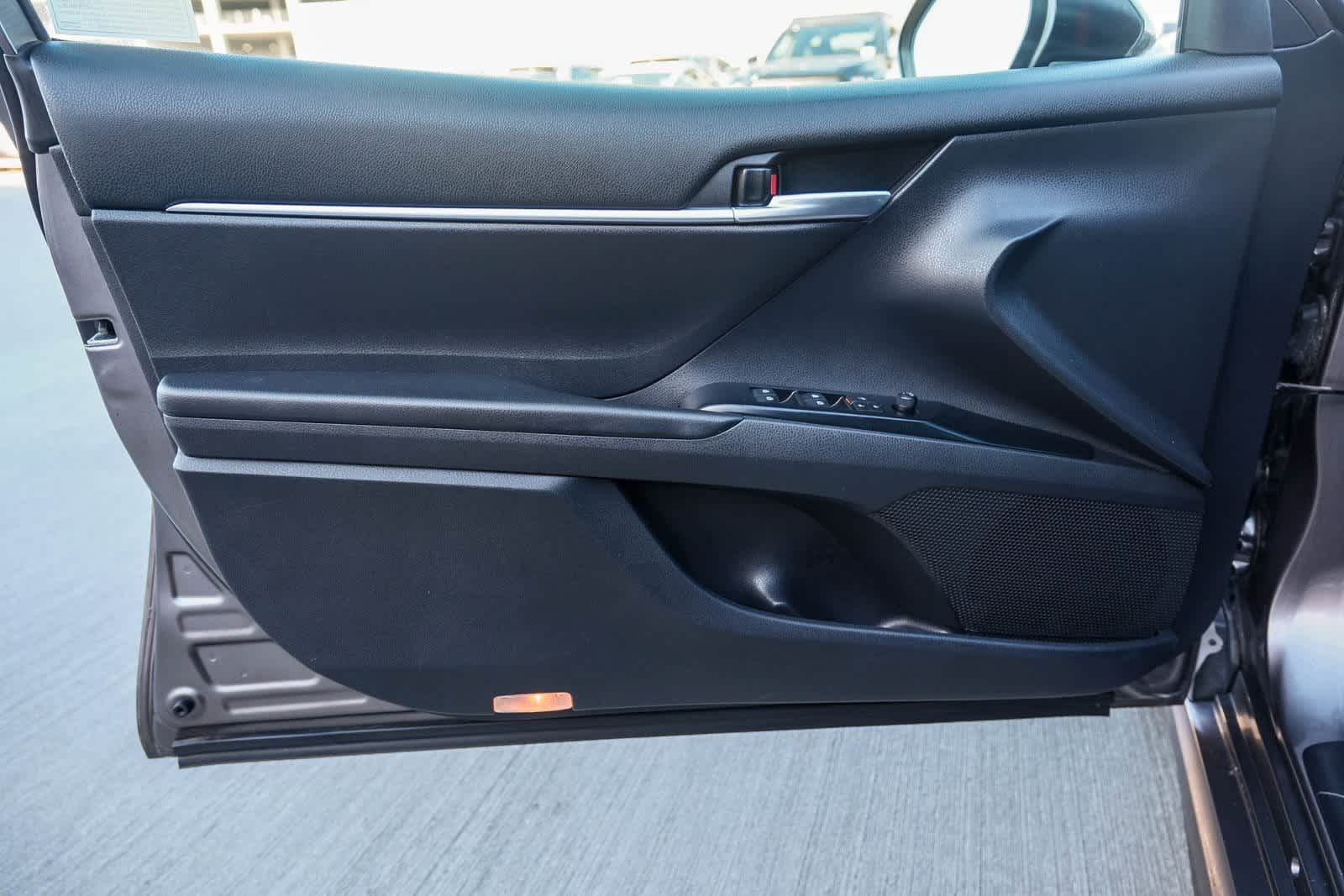 Thumbnail: 2019 Toyota Camry - 23