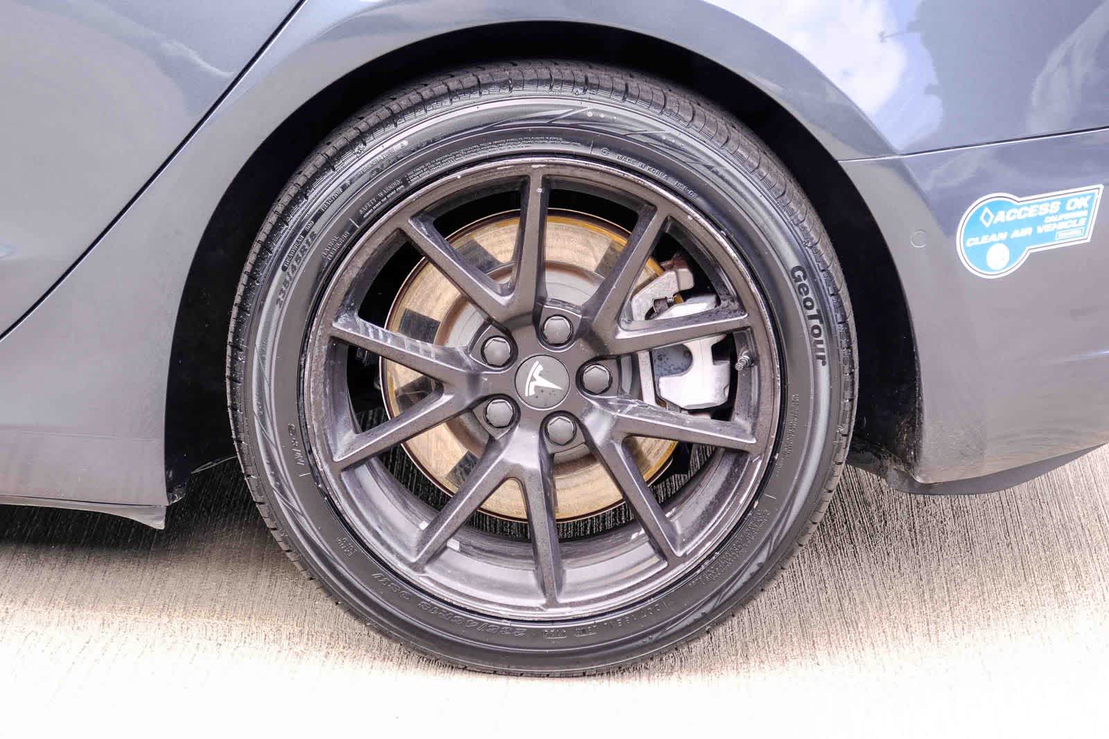 Thumbnail: 2021 Tesla Model 3 - 9