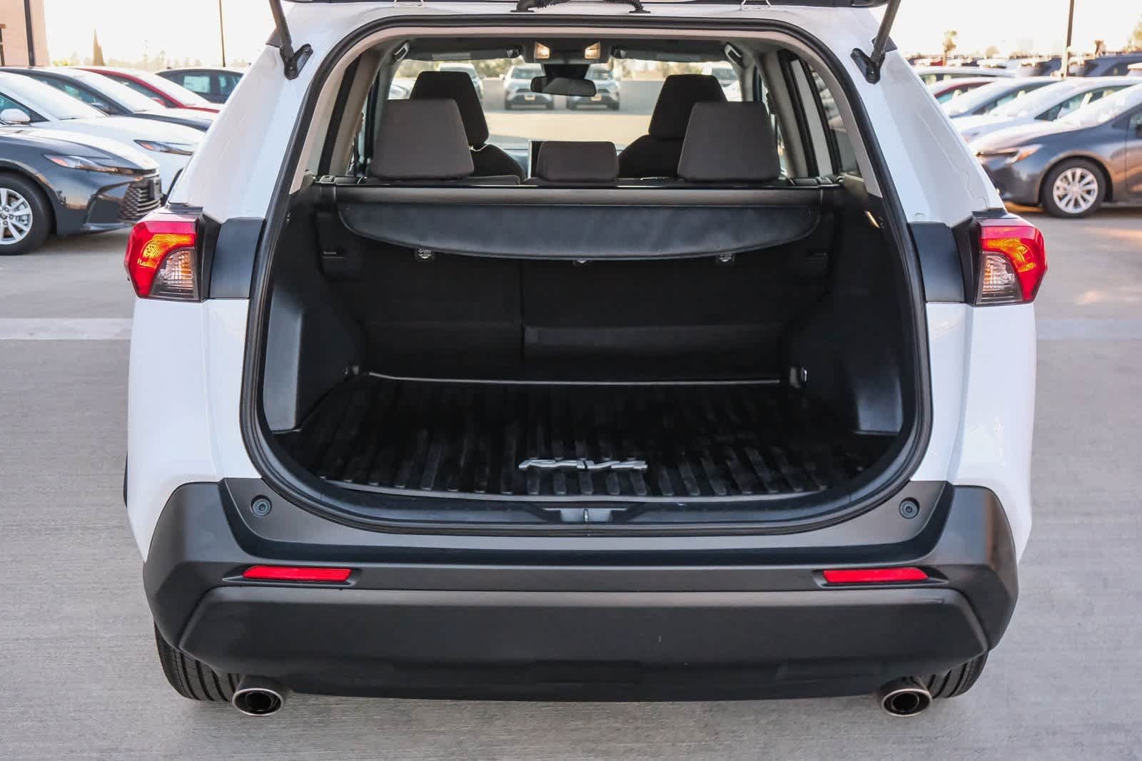 Thumbnail: 2024 Toyota RAV4 - 25