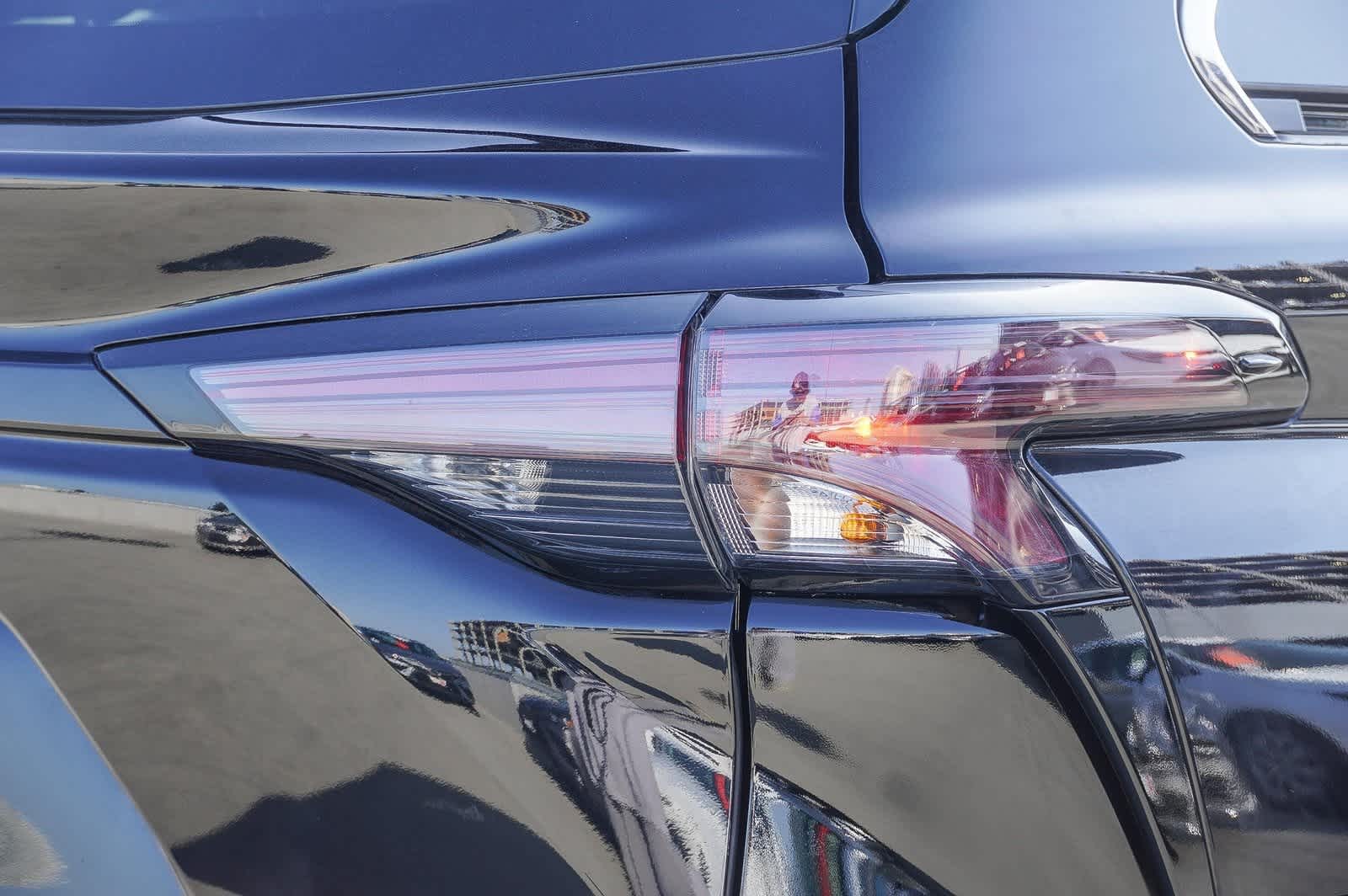 2023 Toyota Sienna XLE 7