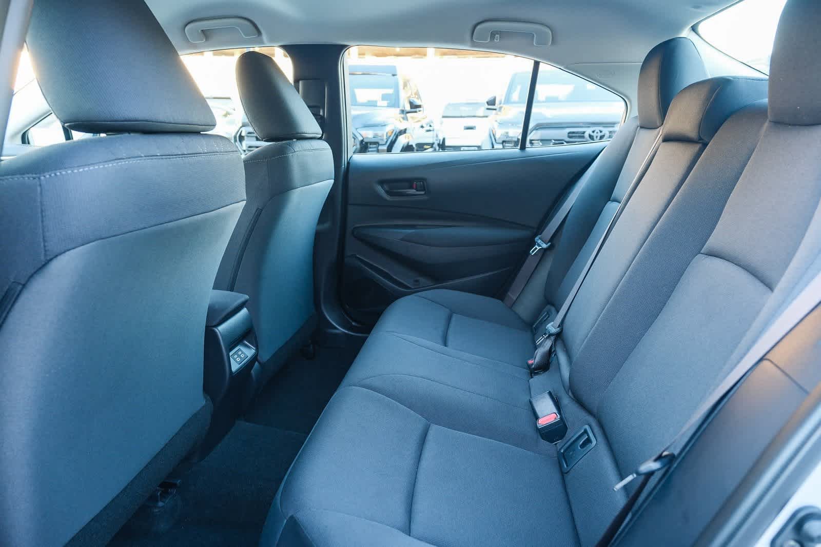 Thumbnail: 2025 Toyota Corolla - 18