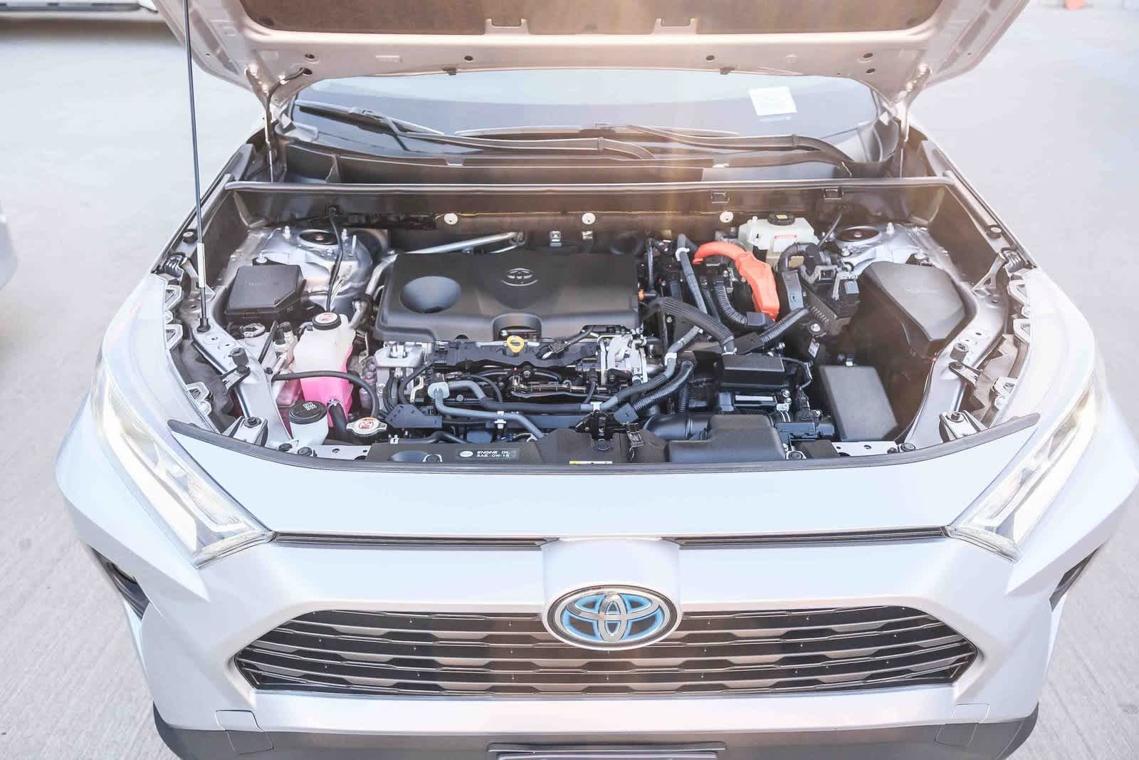 Thumbnail: 2020 Toyota RAV4 - 28