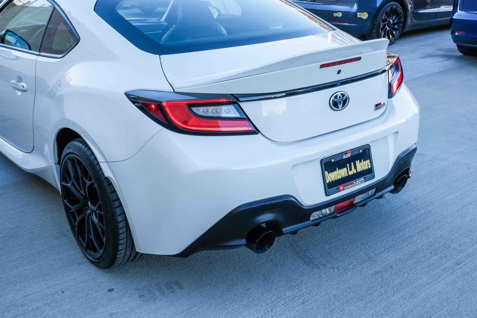 Thumbnail: 2025 Toyota GR86 - 8