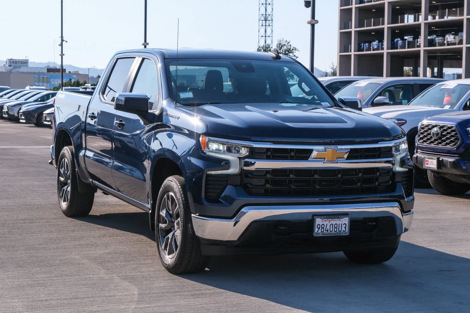 Thumbnail: 2023 Chevrolet Silverado 1500 - 3