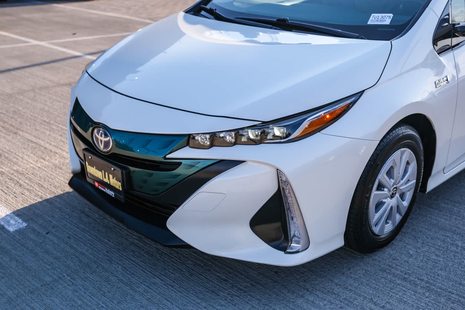 Thumbnail: 2017 Toyota Prius Prime - 11