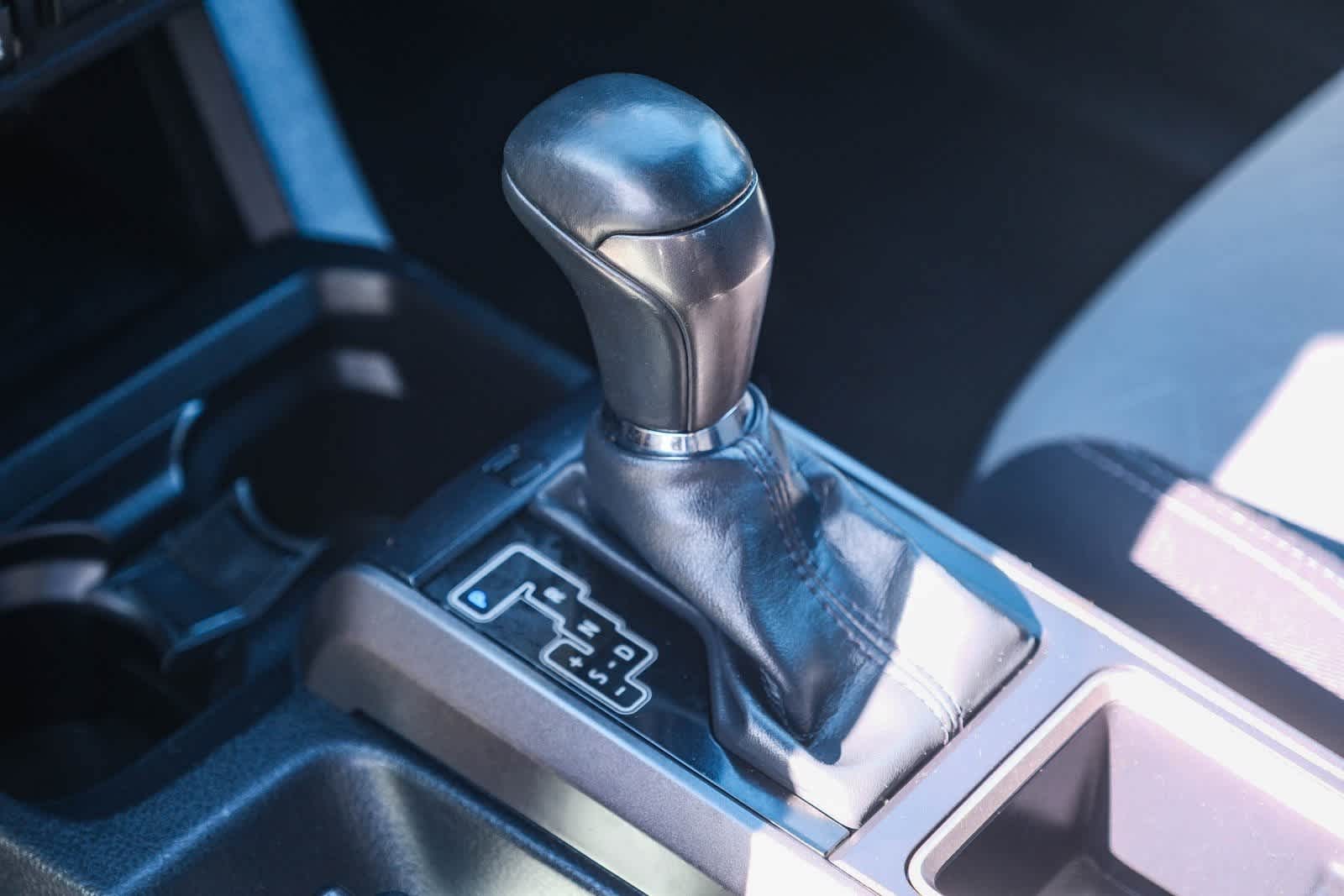 Thumbnail: 2022 Toyota Tacoma - 21