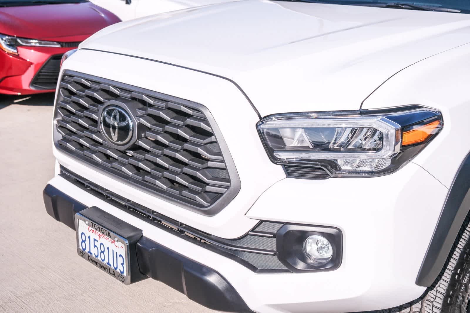Thumbnail: 2023 Toyota Tacoma - 9