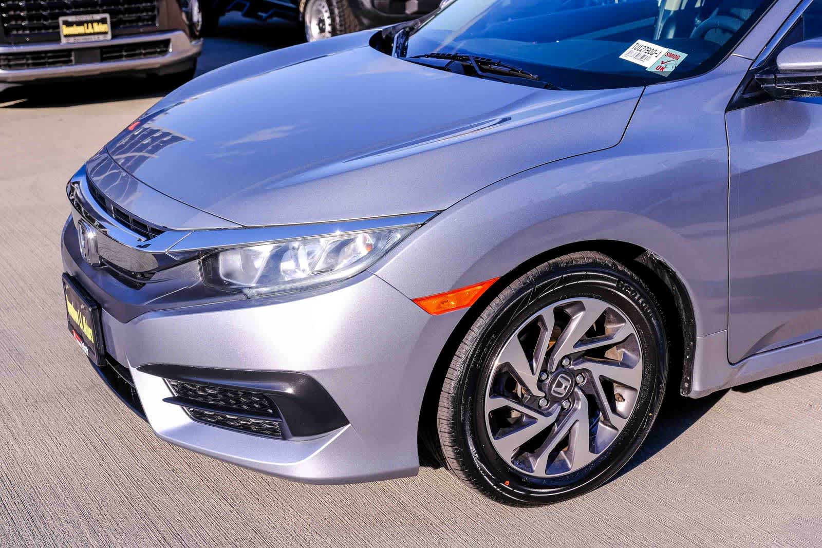 Thumbnail: 2017 Honda Civic - 11