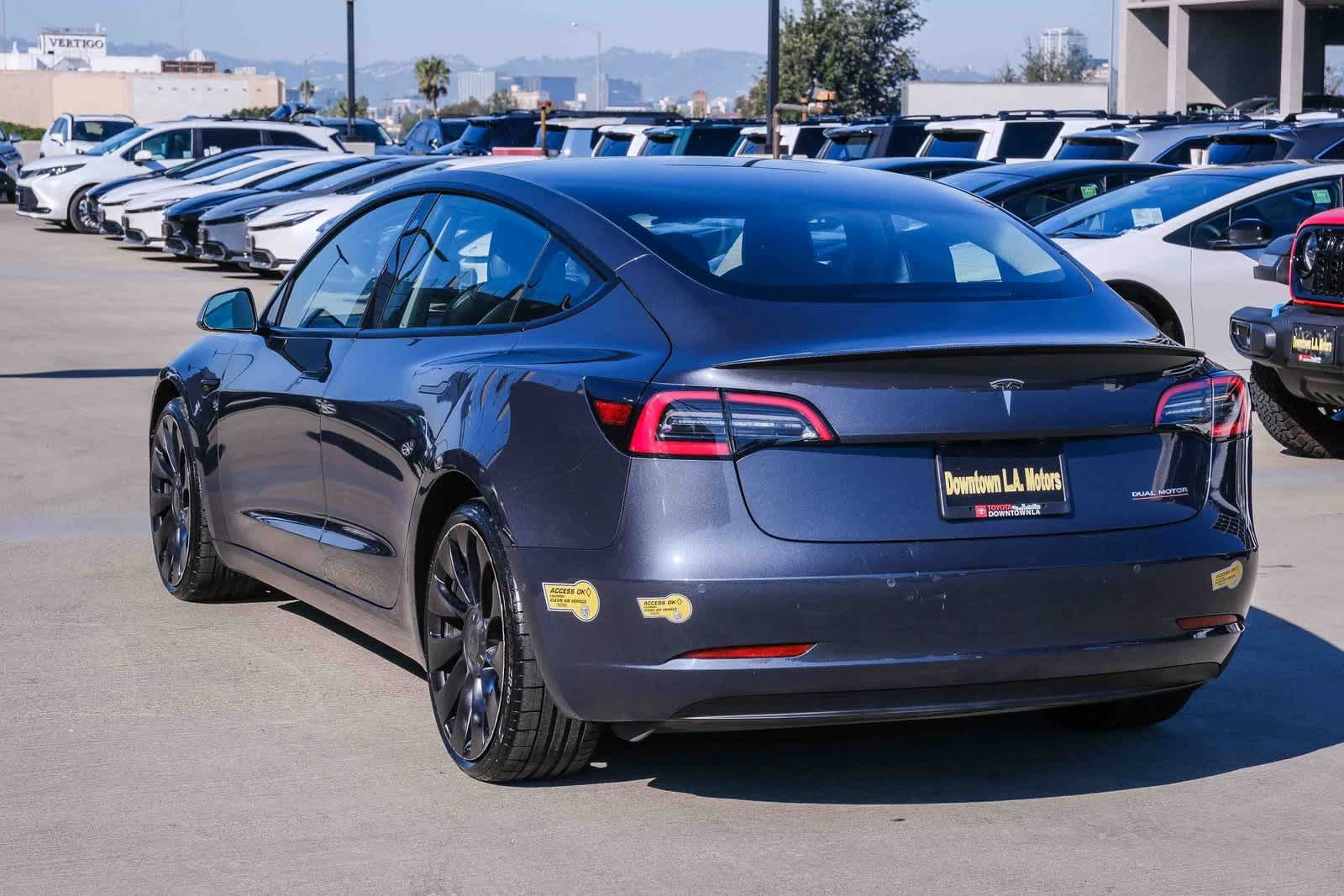 Thumbnail: 2022 Tesla Model 3 - 6