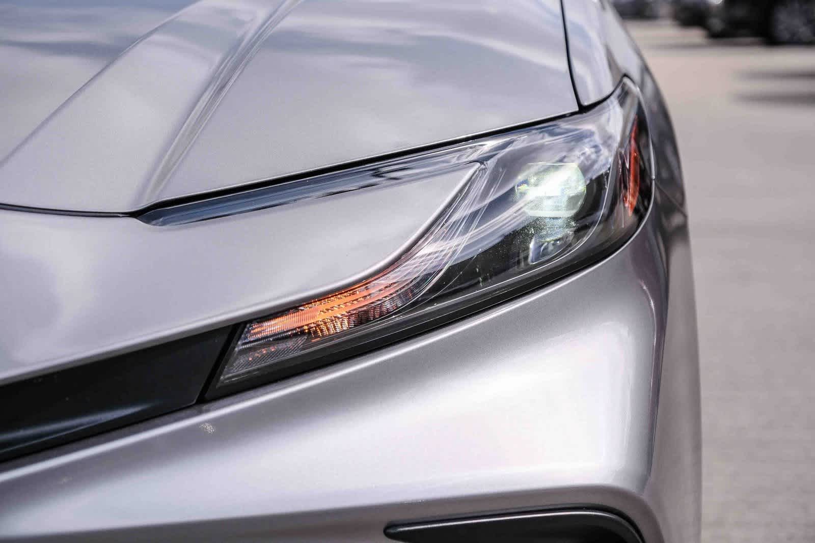 Thumbnail: 2025 Toyota Camry - 11