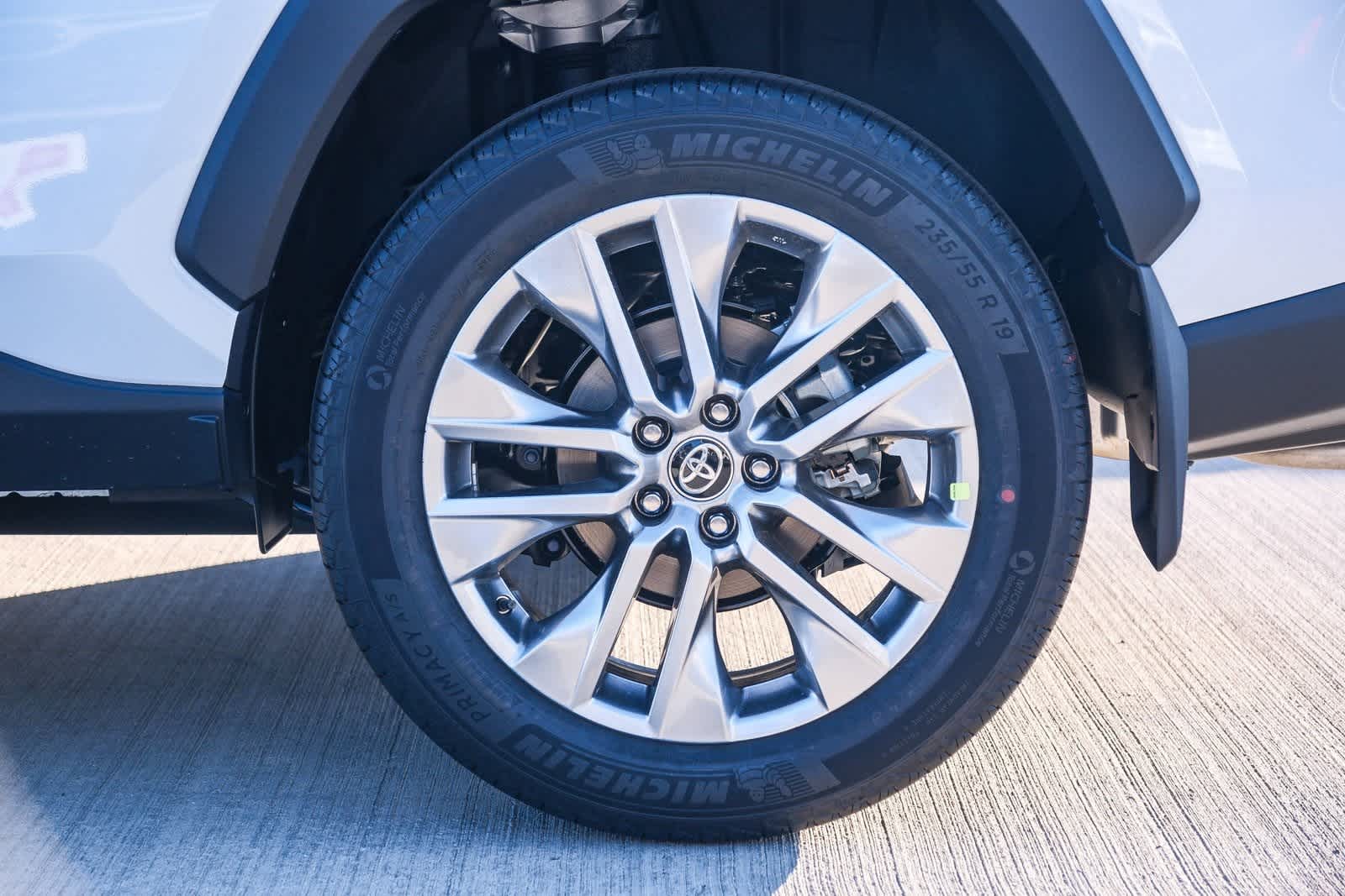 Thumbnail: 2025 Toyota RAV4 - 9