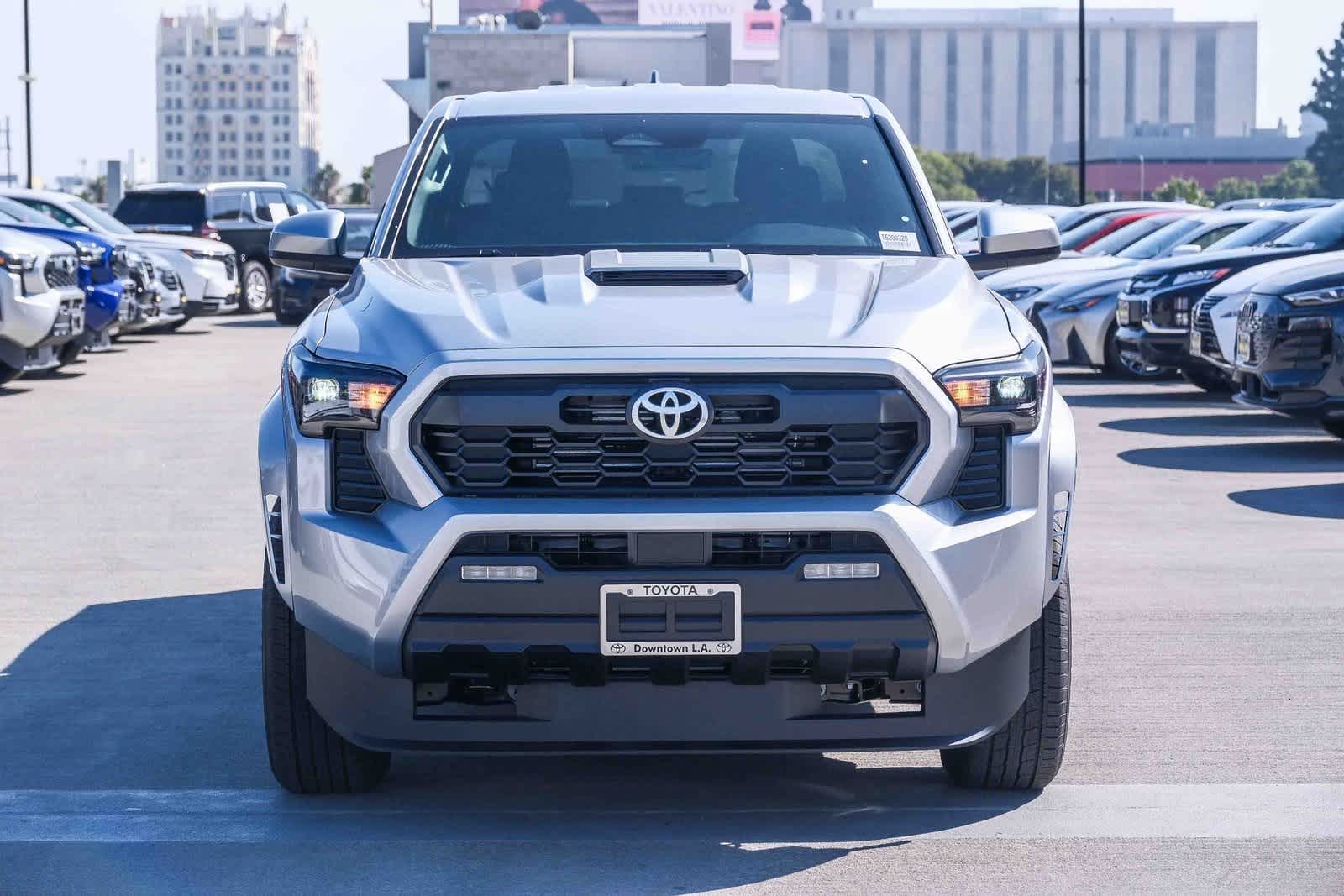 Thumbnail: 2025 Toyota Tacoma - 2